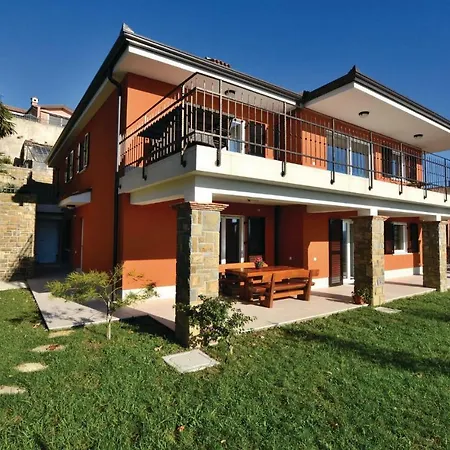 דירה Beautiful In *